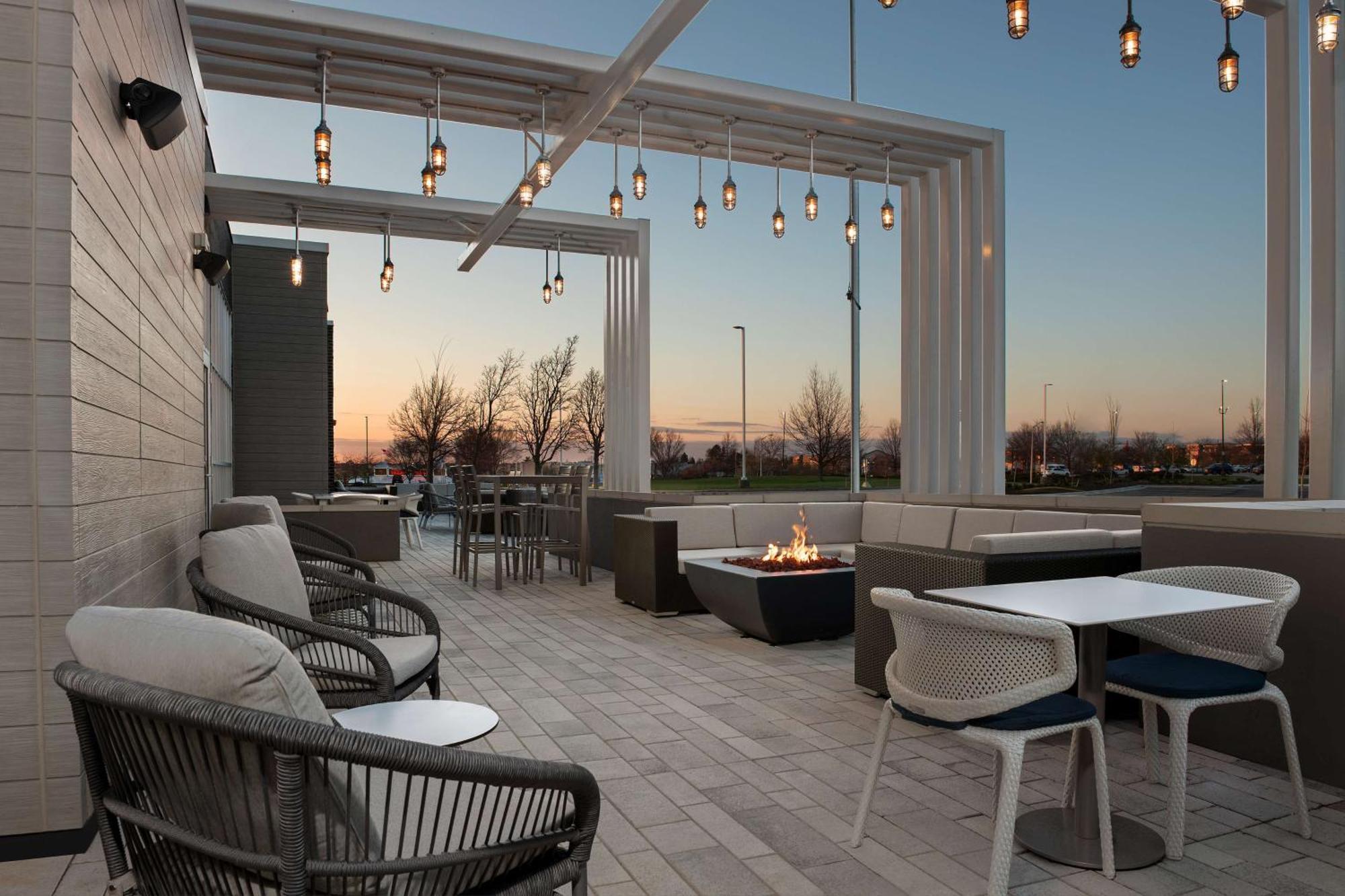 Hilton Garden Inn Florence Cincinnati Airport South Ngoại thất bức ảnh